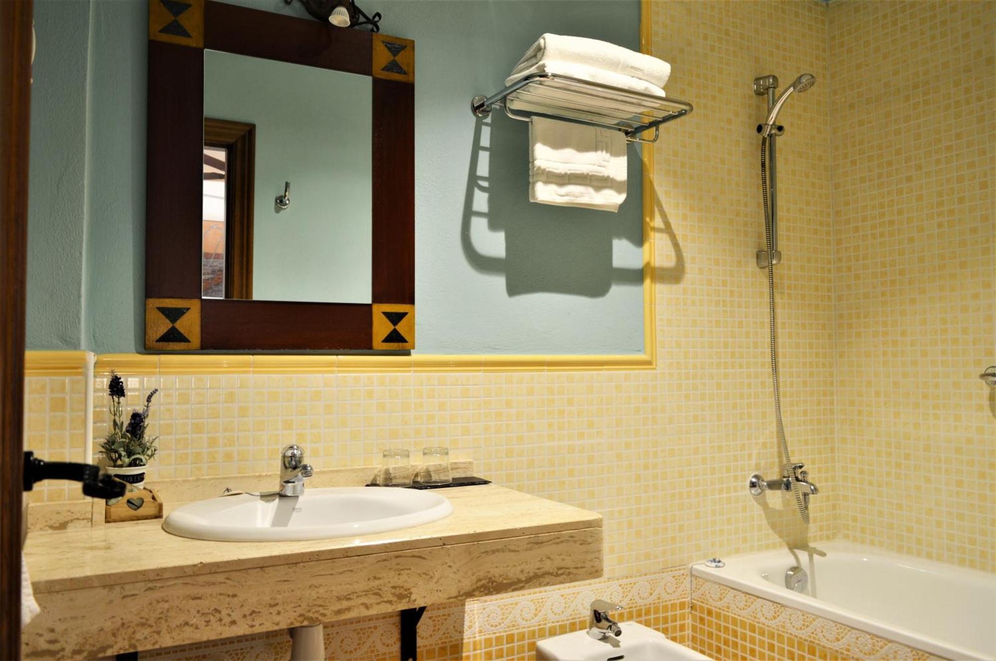 Hotel Rural Alfajia De Antonio กาปีเลย์รา ภายนอก รูปภาพ